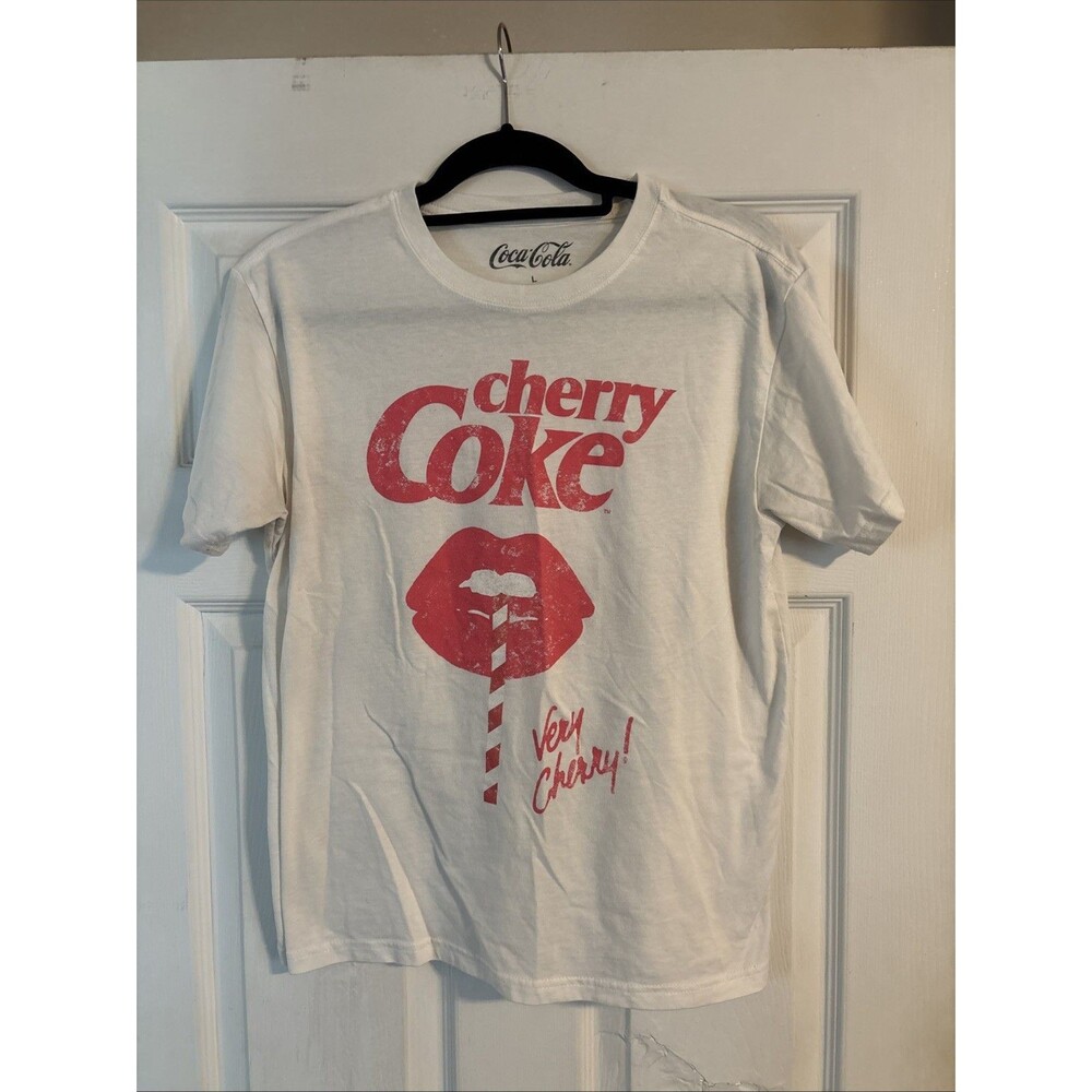 Cherry Cola White T-Shirt Size Large